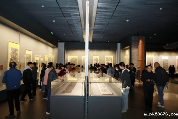 “全国第五届隶书作品展览”在河南举办